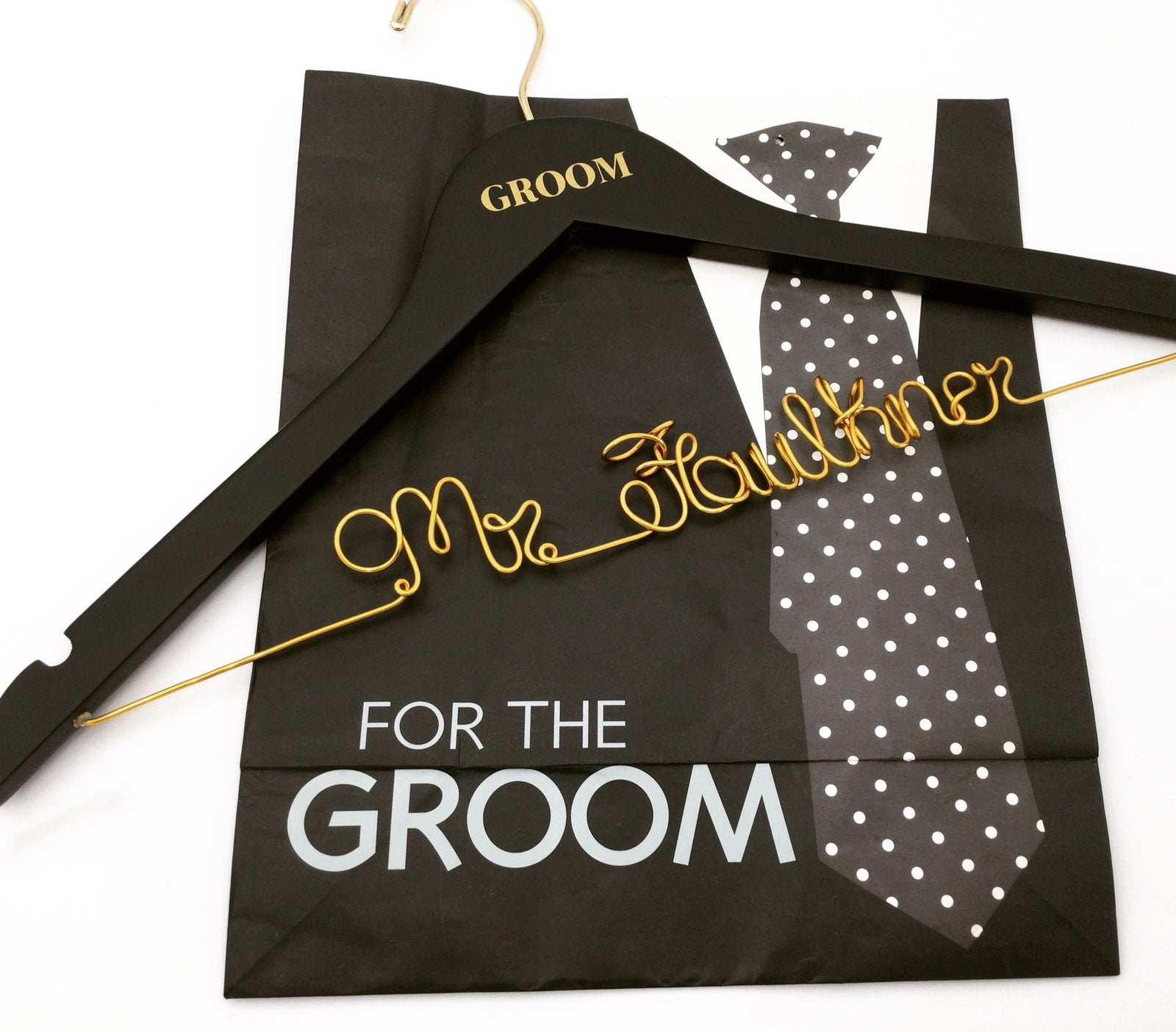 Groom Hanger